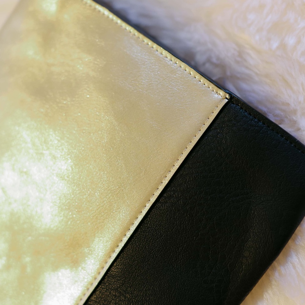 Metallic Colorblock clutch - Picture 4 of 5
